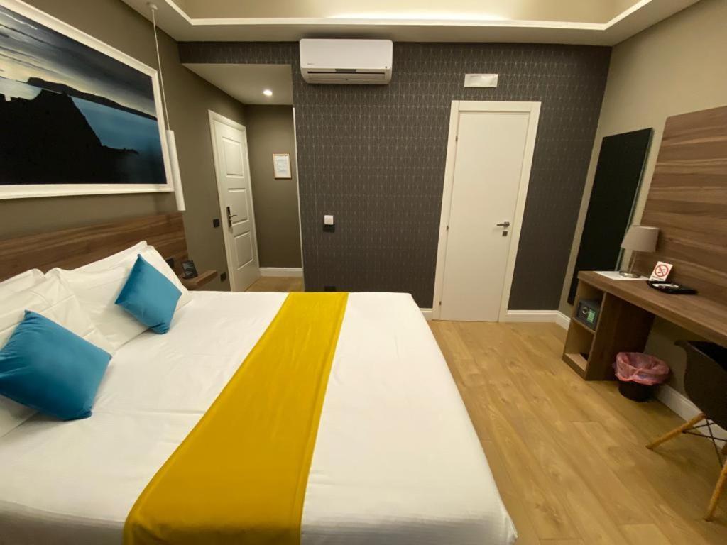7Th Floor Suite Nápoly Kültér fotó