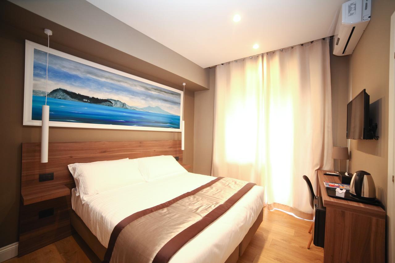 7Th Floor Suite Nápoly Kültér fotó