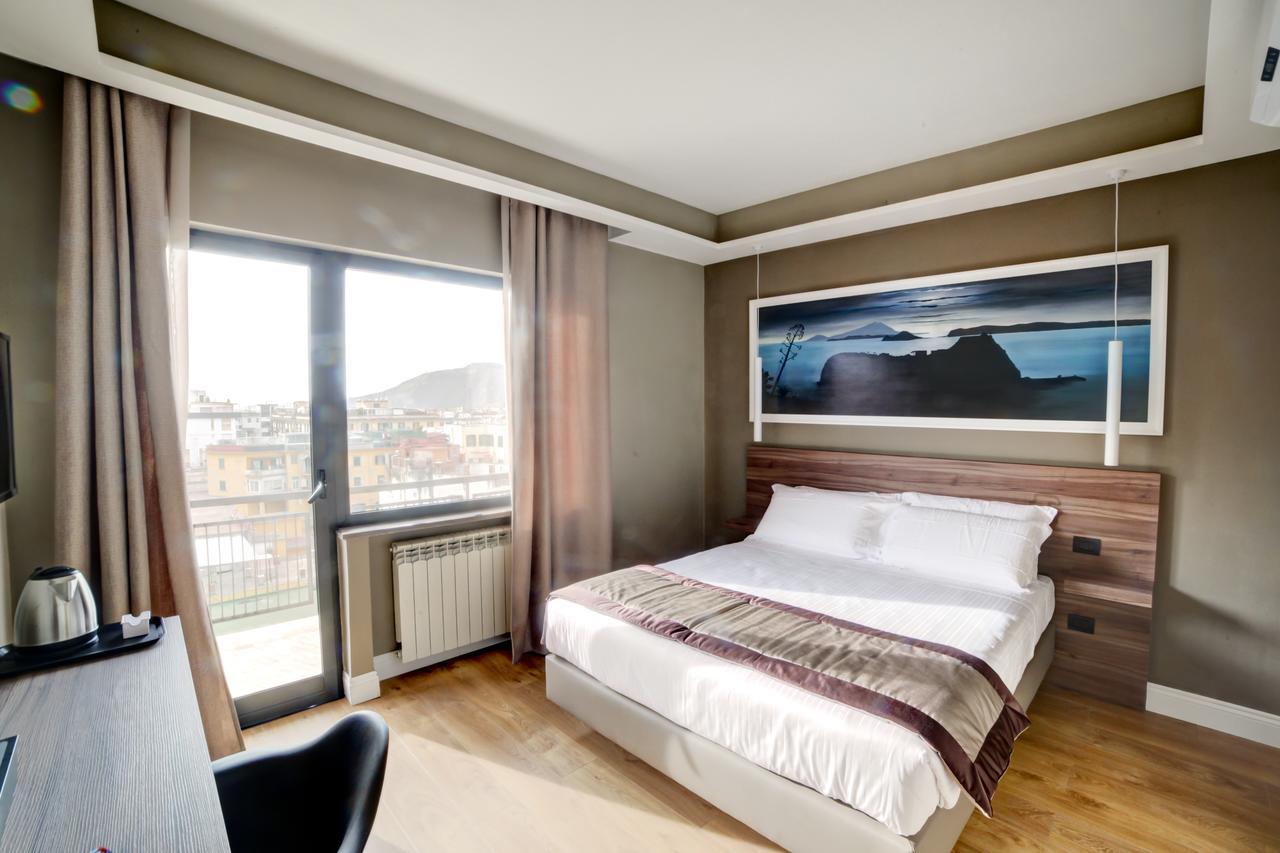7Th Floor Suite Nápoly Kültér fotó